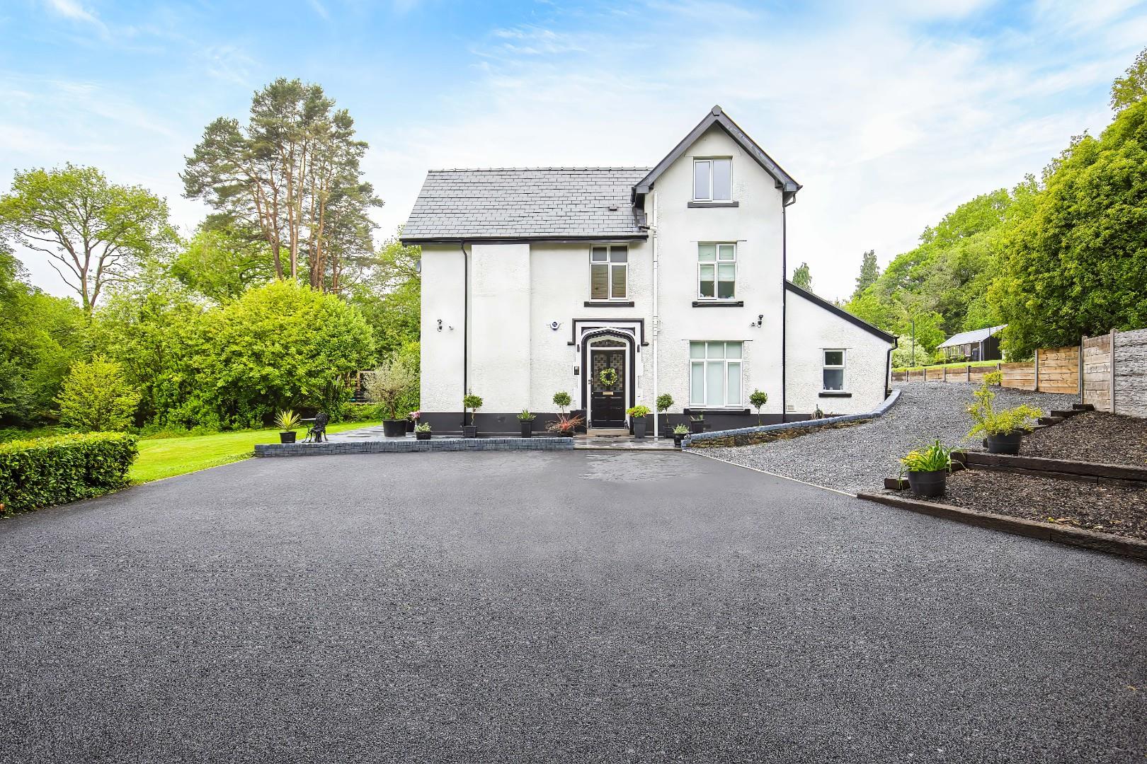 64 Cwmphil Road, Lower Cwmtwrch, Swansea, SA9 2QA